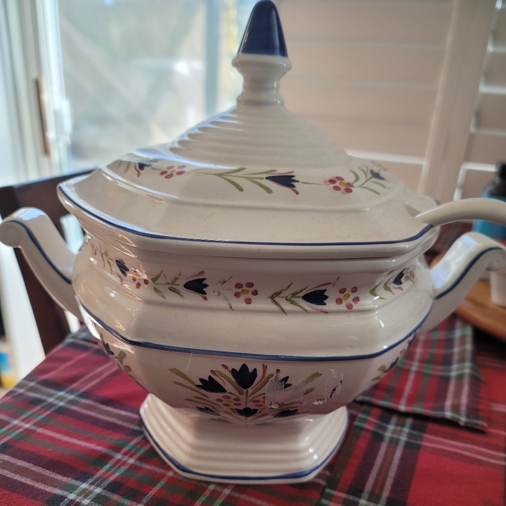 Floral Ceramic Soup Tureen with Lid